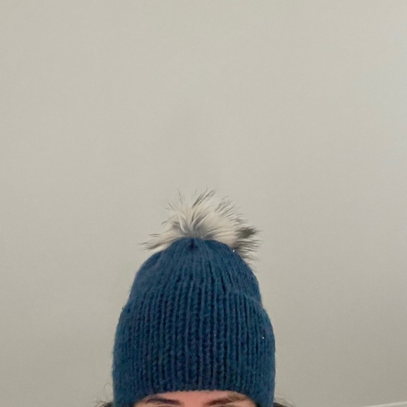 Handmade Wool beanie - Picture 1 of 3